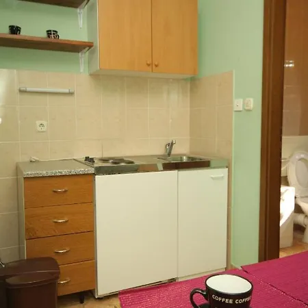 8780c Apartment
